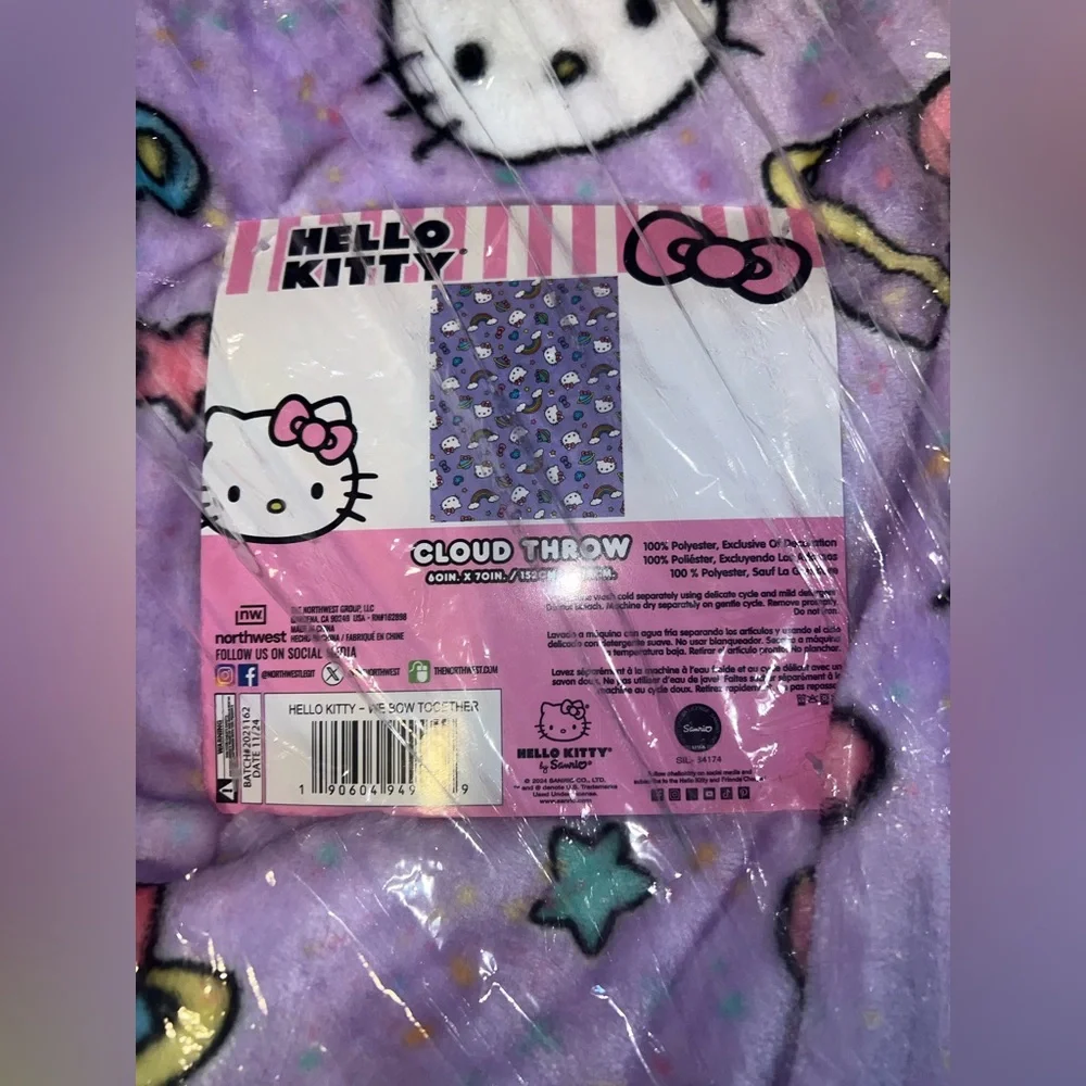NWT Hello Kitty Cloud Throw Blanket Purple Space Rainbow Pattern
